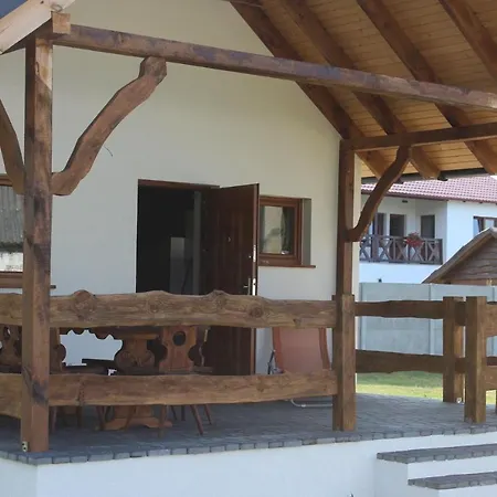Lodge Letniskowy 8-osobowy Nad Jeziorem Wilczynskim *