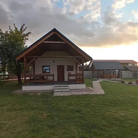 Lodge Letniskowy 8-osobowy Nad Jeziorem Wilczynskim *