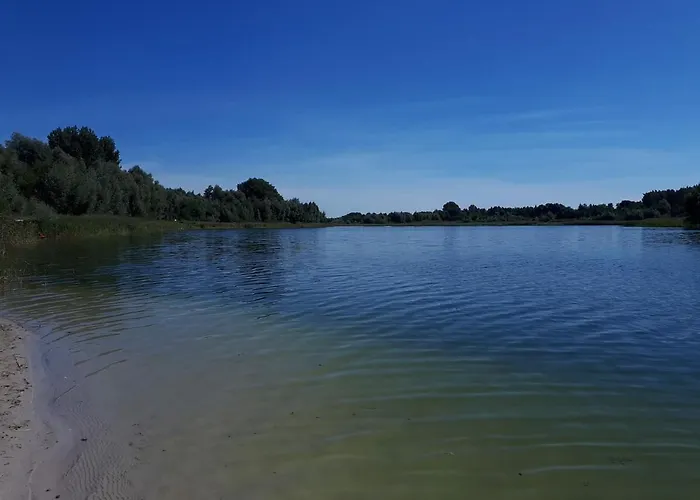 Letniskowy 8-osobowy Nad Jeziorem Wilczynskim Деревянный коттедж