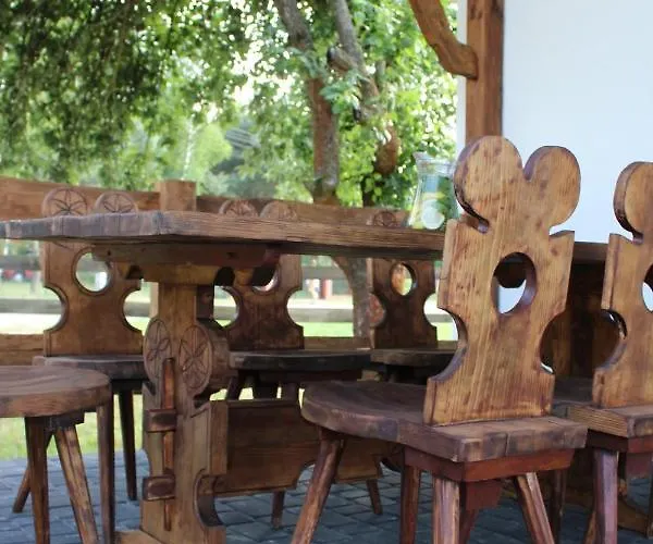 Letniskowy 8-osobowy Nad Jeziorem Wilczynskim Деревянный коттедж